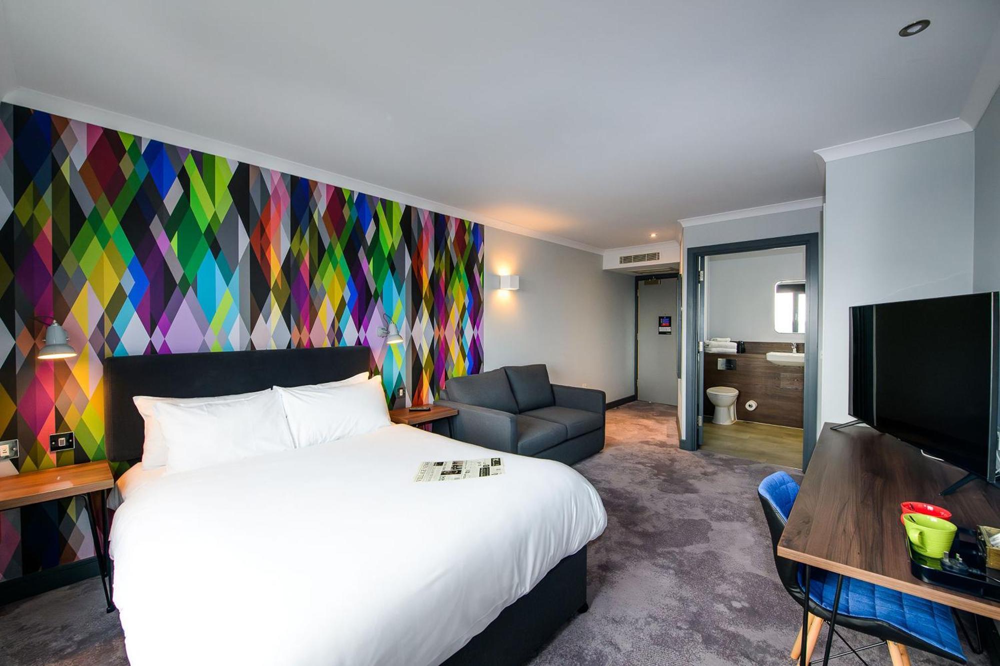 Village Hotel Swansea Exterior photo